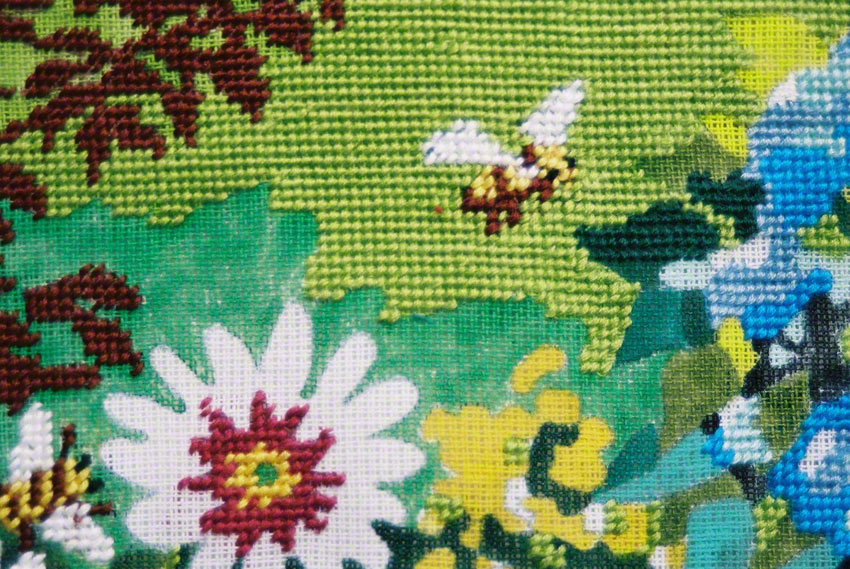 House of Kerzafloc'h, detail of the canvas showing a bee, Marie-Claire Raoul