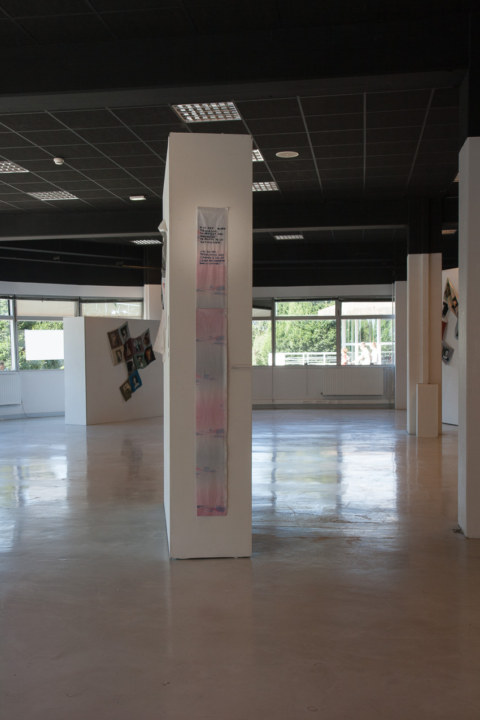 Présentation de l'exposition Paroles et images de femmes par l'artiste plasticienne Marie-Claire Raoul, à la galerie Les Abords, dans le cadre de l'académie d'été 2018 Etudes sur le genre organisée par l'UBO et l'université de Rennes.