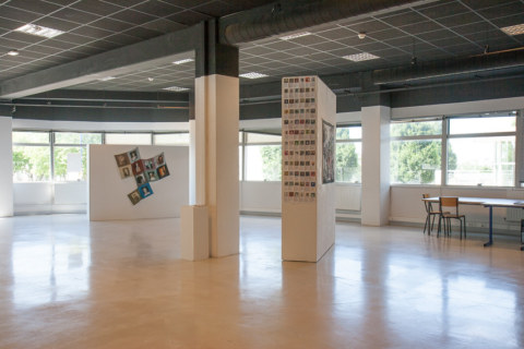 Présentation de l'exposition Paroles et images de femmes par l'artiste plasticienne Marie-Claire Raoul, à la galerie Les Abords, dans le cadre de l'académie d'été 2018 Etudes sur le genre organisée par l'UBO et l'université de Rennes 2.