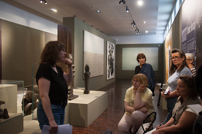 Visite de l'exposition [La vraie vie est ailleurs !] au musée des Beaux-Arts de Brest le 4 juillet 2019 dans le cadre de l'atelier [Femmes créatrices, femmmes libres] de Marie-Claire Raoul