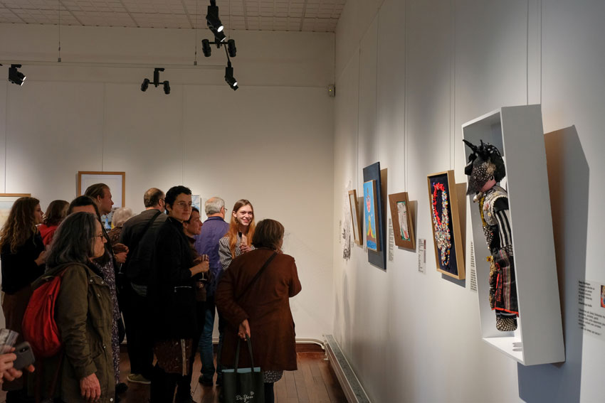 Vernissage de l'exposition [Femmes créatrices, femmes libres !] le 2 octobre 2019 au musée des beaux-arts de Brest, projet conçu et animé par Marie-Claire-Raoul