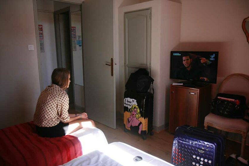 Adèle dans une chambre d'hôtel, Marie-Claire Raoul